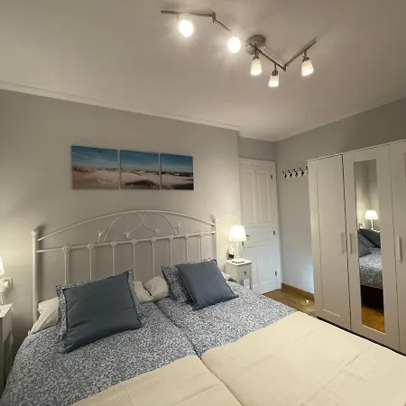 Apartment Viviendas Turisticas Cubos De 1 *